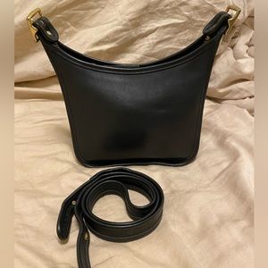 Vintage Coach Janice Legacy Black Shoulder Crossbody 9950 Hungary *error bag